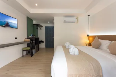 XL PATONG Hotel – Foto 12